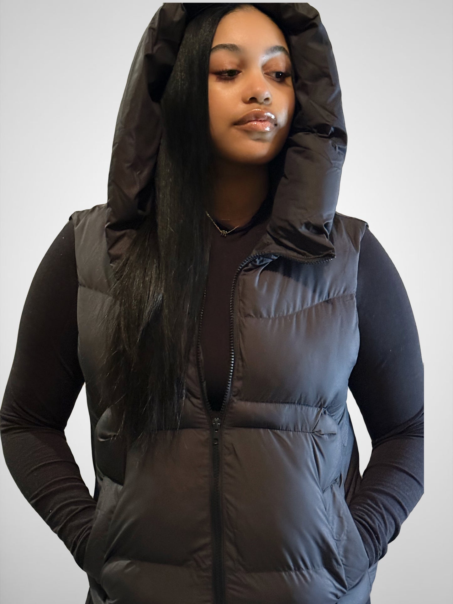 Myla hooded puffer vest | Black