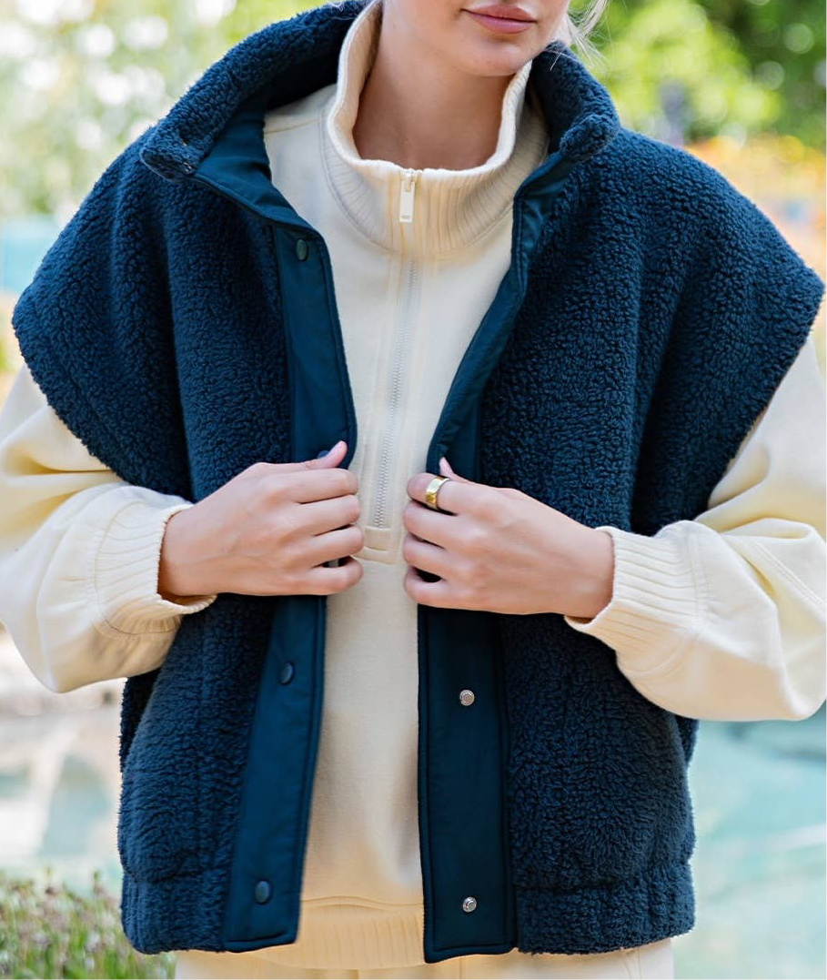 Oversized Micro Sherpa Vest| Midnight Jewel