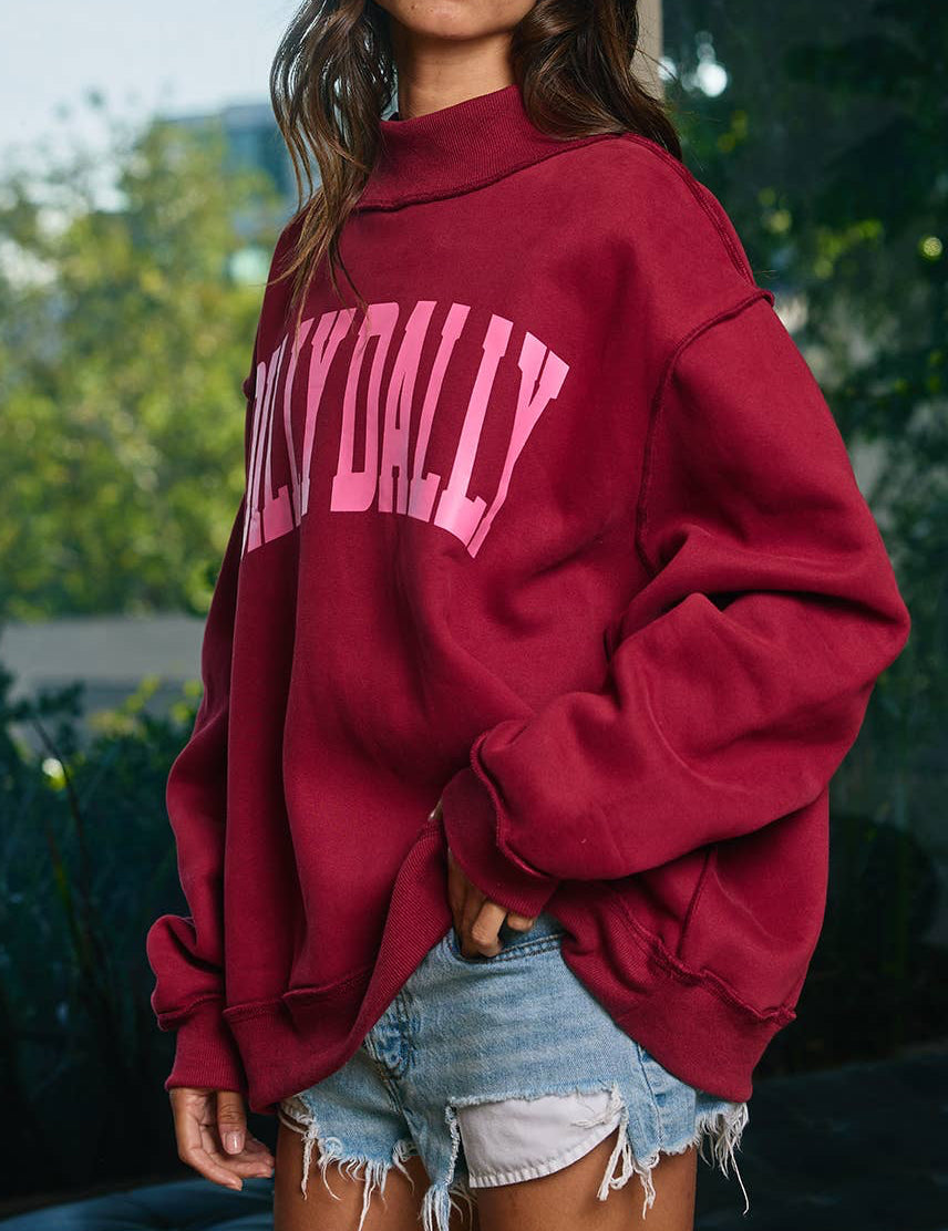 Dilly Dally Mockneck Sweatshirt | Burgundy