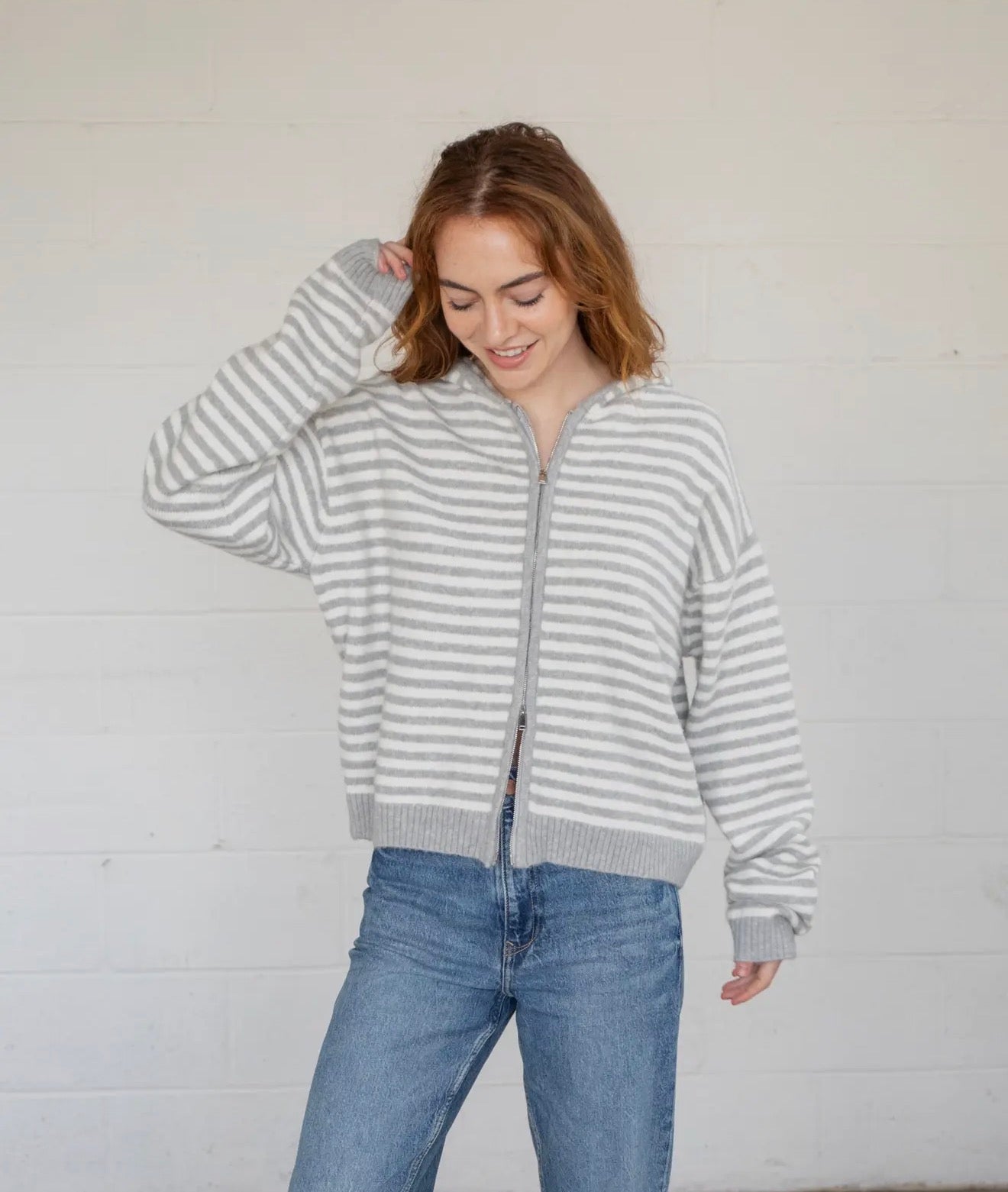 Kenni Zip-Up Hoodie| Grey